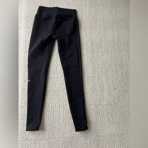 Alo High Waist Airbrush Legging in Black Size S
